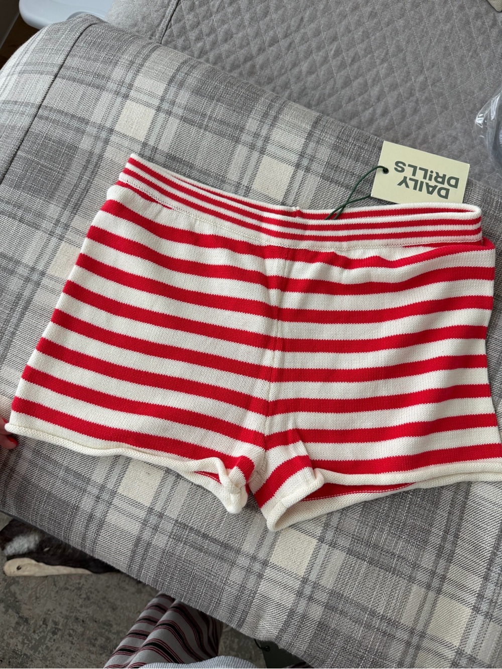 NWT daily drills knit striped shorts